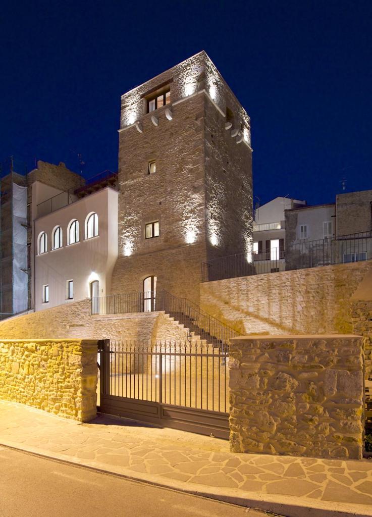 Bed and Breakfast Torre Della Loggia - Dimora Storica - Ortona Zewnętrze zdjęcie