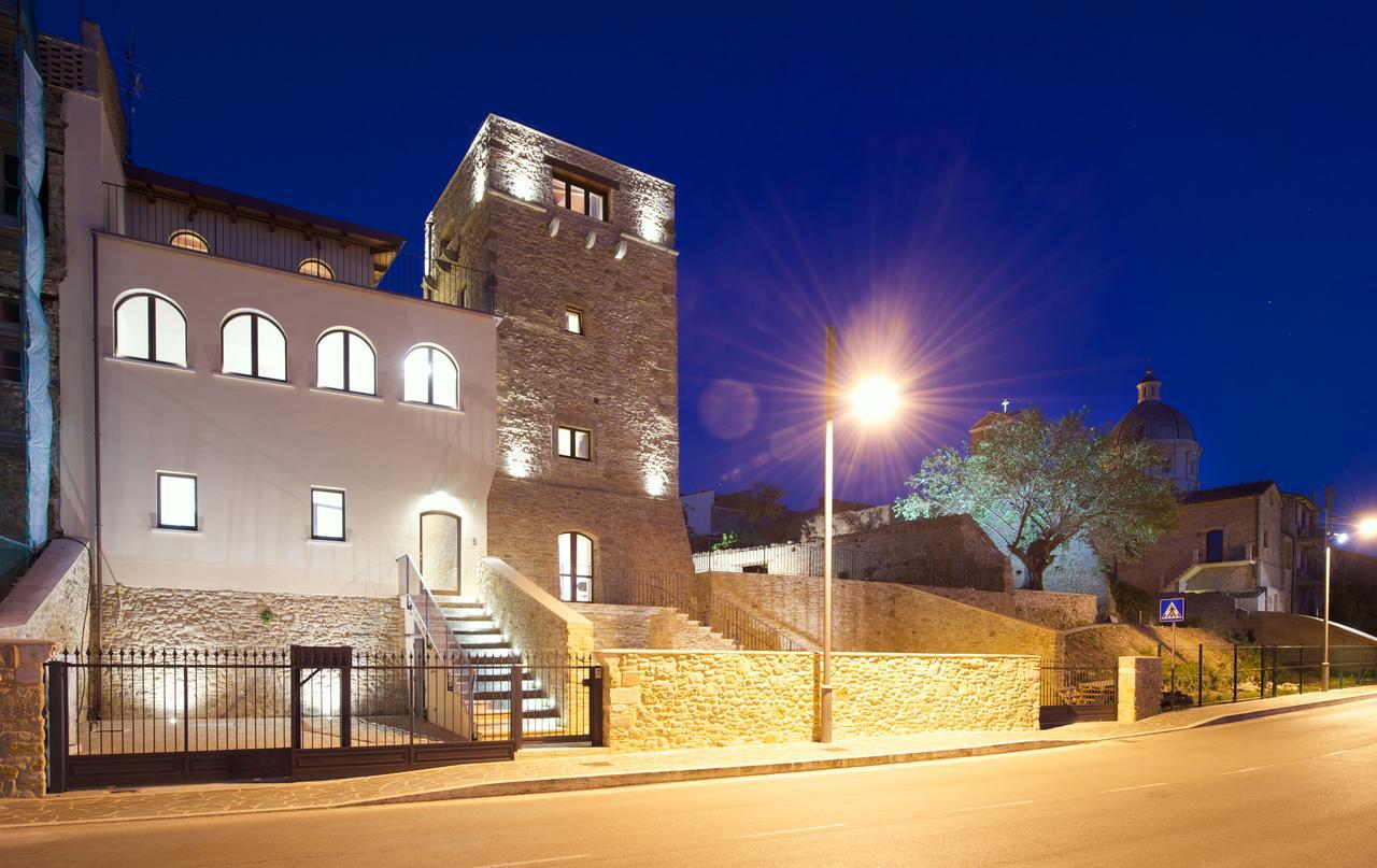 Bed and Breakfast Torre Della Loggia - Dimora Storica - Ortona Zewnętrze zdjęcie