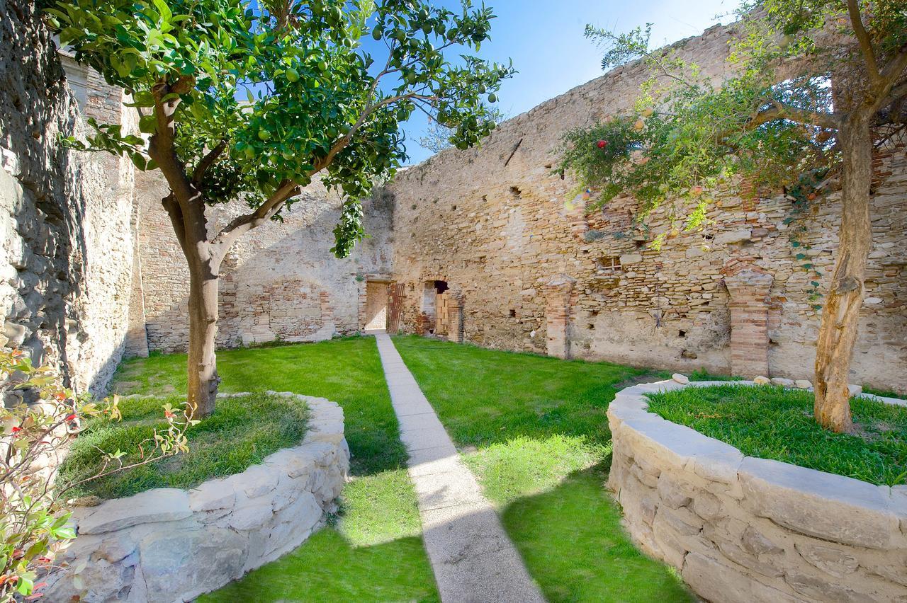 Bed and Breakfast Torre Della Loggia - Dimora Storica - Ortona Zewnętrze zdjęcie